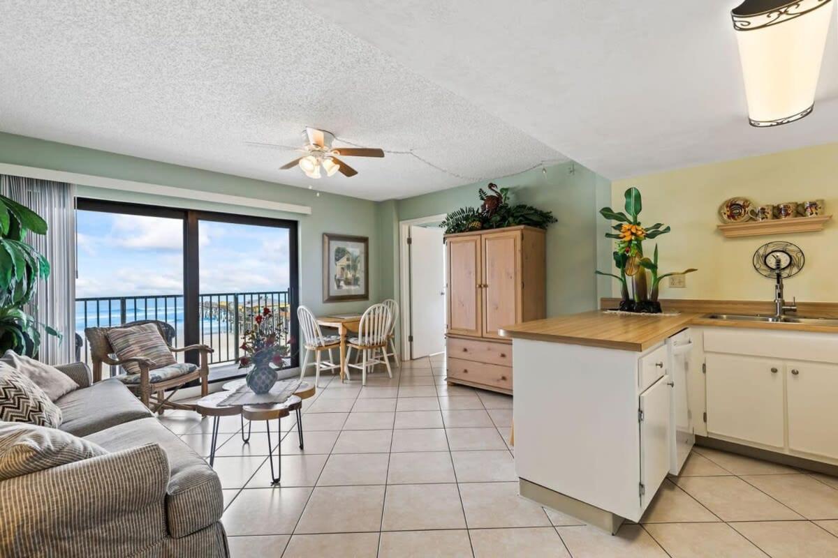 Ocean Front Condo With Amazing Views! Sunglow Resort 402 By Brightwild Daytona Beach Shores Екстериор снимка